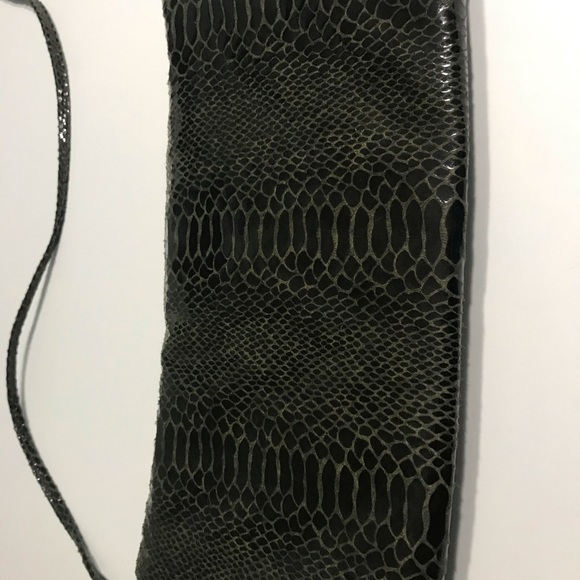 Snakeskin Clutch Green - Picture 5 of 7